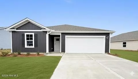 453 Driftwood Dr #32, Richlands, NC 28574