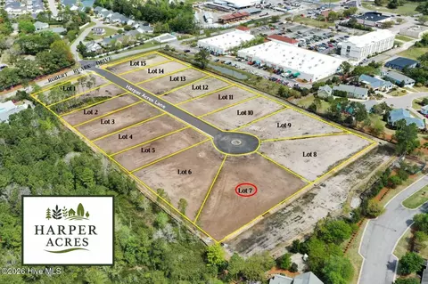 782 Harper Acres Ln, Southport, NC 28461