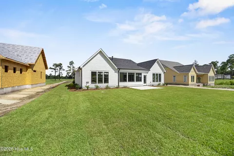Exterior - 86 Delphi Trce, Hampstead, NC 28443 photo 8 of 8