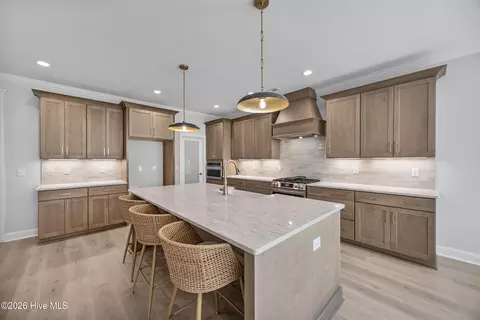 Kitchen - 86 Delphi Trce, Hampstead, NC 28443 photo 1 of 4