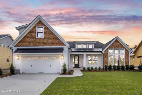 Exterior - 86 Delphi Trce, Hampstead, NC 28443 photo 1 of 8