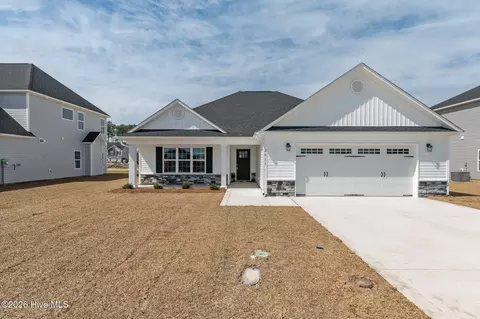 2011 Bluewater Blvd, New Bern, NC 28562