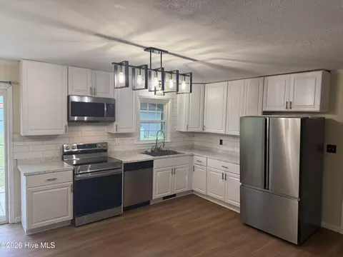 Kitchen - 103 Scott Dr, Dudley, NC 28333 photo 1 of 2