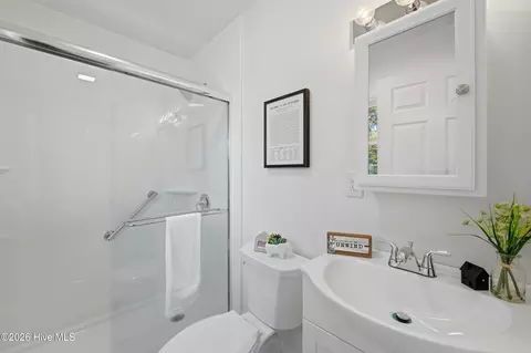 Bath - 718 Hughes Rd, Hampstead, NC 28443 photo 1 of 2