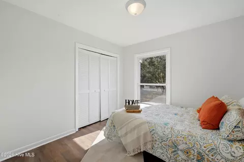 Bedroom - 718 Hughes Rd, Hampstead, NC 28443 photo 5 of 8