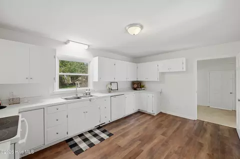 Kitchen - 718 Hughes Rd, Hampstead, NC 28443 photo 1 of 3