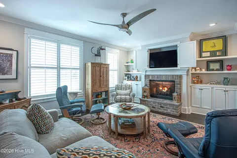 Living - 78 Greencastle Dr, Pinehurst, NC 28374 photo 2 of 4