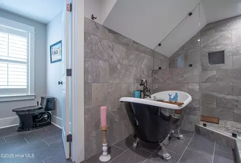 Bath - 78 Greencastle Dr, Pinehurst, NC 28374 photo 4 of 4