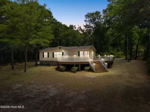 930 Cypress Lakes Cir SE, Bolivia, NC 28422