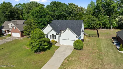 210 Creekside Dr, Goldsboro, NC 27534
