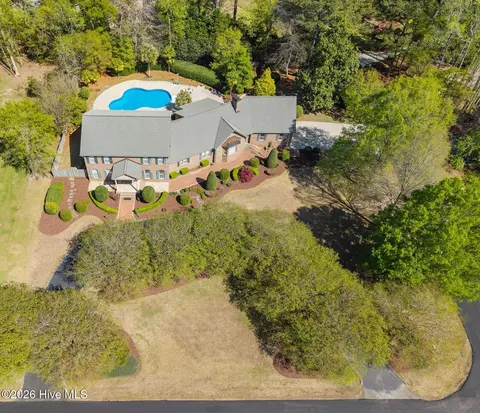 120 Robin Rd, Greenville, NC 27858