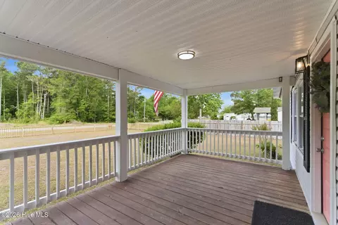 73 J E Batson Rd, Hampstead, NC 28443 photo 9