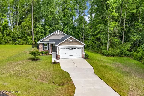 125 Coquina Ln, Tabor City, NC 28463