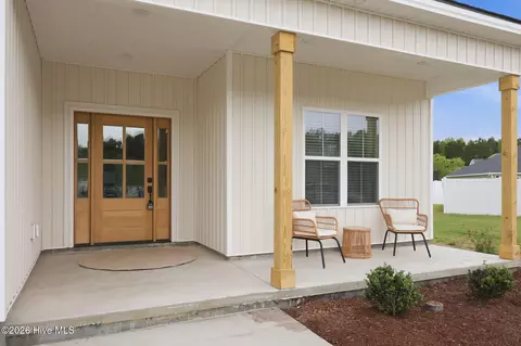 Exterior - 160 Mallison Pl, Washington, NC 27889 photo 3 of 7