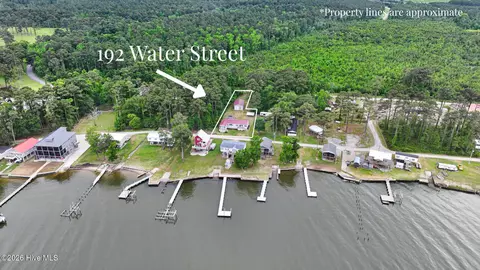 192 Water St, Aurora, NC 27806