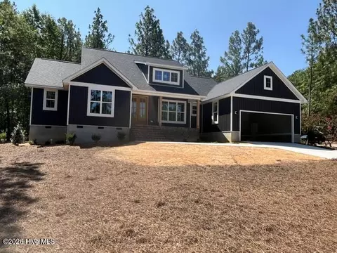 129 Sunset Way, Seven Lakes, NC 27376