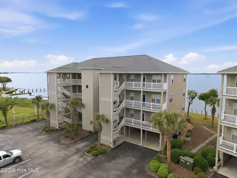 1700 Salter Path Rd #R102, Indian Beach, NC 28512