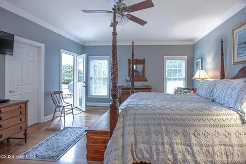 Bedroom - 90 Bridle Path Cir, Pinehurst, NC 28374 photo 3 of 9