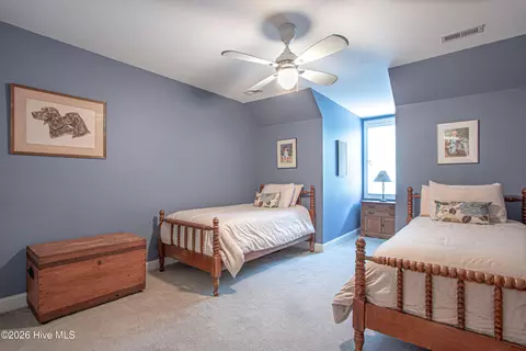 Bedroom - 90 Bridle Path Cir, Pinehurst, NC 28374 photo 8 of 9