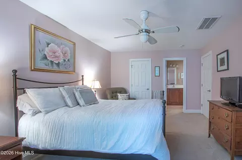 Bedroom - 90 Bridle Path Cir, Pinehurst, NC 28374 photo 7 of 9