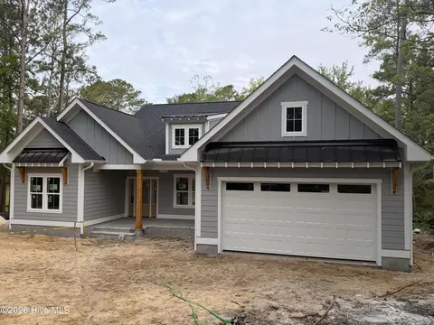 803 Blue Gill Ct SE, Bolivia, NC 28422