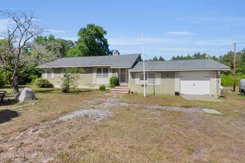 852 Chatham St, Newport, NC 28570