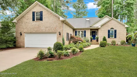 306 Potomac Dr, Chocowinity, NC 27817