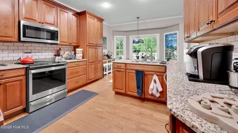 Kitchen - 306 Potomac Dr, Chocowinity, NC 27817 photo 6 of 6