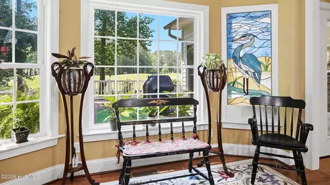 Entry Way - 306 Potomac Dr, Chocowinity, NC 27817 photo 2 of 2