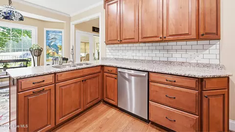 Kitchen - 306 Potomac Dr, Chocowinity, NC 27817 photo 2 of 3