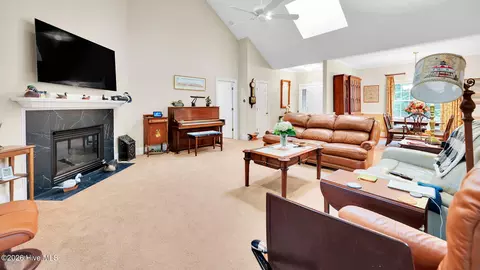 Living - 306 Potomac Dr, Chocowinity, NC 27817 photo 2 of 2