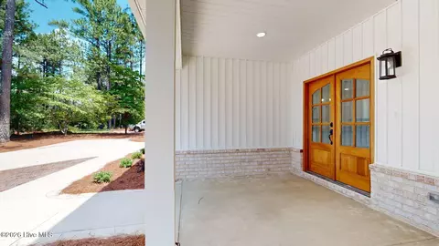 Exterior - 129 Laurel Oak Ln, Pinebluff, NC 28373 photo 4 of 8