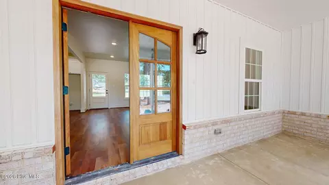 Entry Way - 129 Laurel Oak Ln, Pinebluff, NC 28373 photo 1 of 5