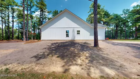 Exterior - 129 Laurel Oak Ln, Pinebluff, NC 28373 photo 5 of 8