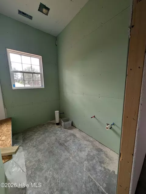 Bath - 129 Laurel Oak Ln, Pinebluff, NC 28373 photo 2 of 2