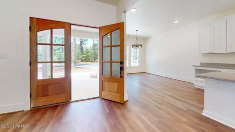 Entry Way - 129 Laurel Oak Ln, Pinebluff, NC 28373 photo 2 of 5