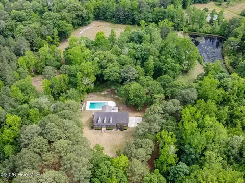 6375 Swanns Station Rd, Sanford, NC 27332