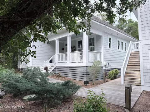 18 Three Flipper Trl, Bald Head Island, NC 28461