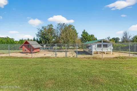 Exterior - 1190 Sanders Rd, Benson, NC 27504 photo 5 of 13