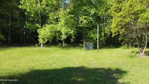 206 Pocosin Rd, Washington, NC 27889