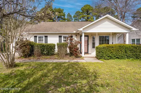 813 Brewster Ln, Wilmington, NC 28412