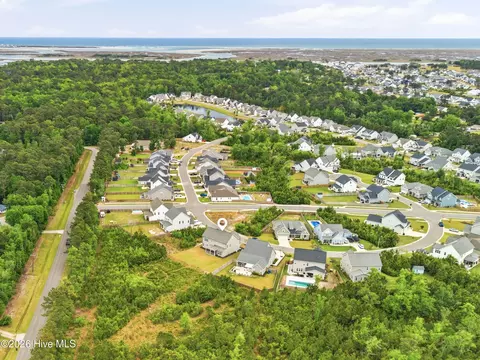 View/Area - 99 W Abaco Way, Hampstead, NC 28443 photo 9 of 14