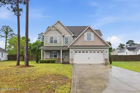 162 Rosemary Ave, Hubert, NC 28539