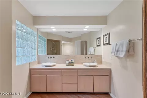 Bath - 18 Lochdon Ct, Pinehurst, NC 28374 photo 12 of 13