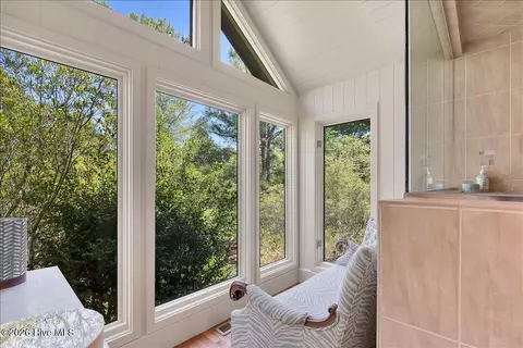 Bath - 18 Lochdon Ct, Pinehurst, NC 28374 photo 6 of 13
