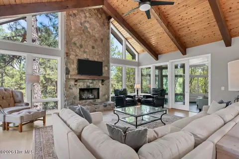 Living - 18 Lochdon Ct, Pinehurst, NC 28374 photo 1 of 2