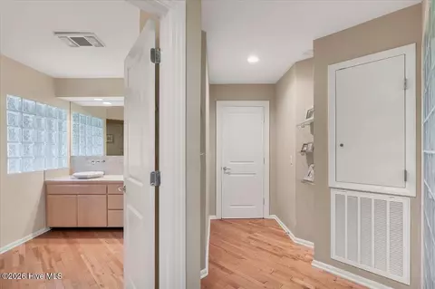 Entry Way - 18 Lochdon Ct, Pinehurst, NC 28374 photo 7 of 7