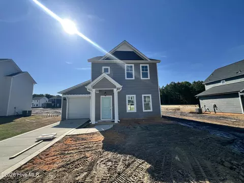 504 Bartley St, Vass, NC 28394