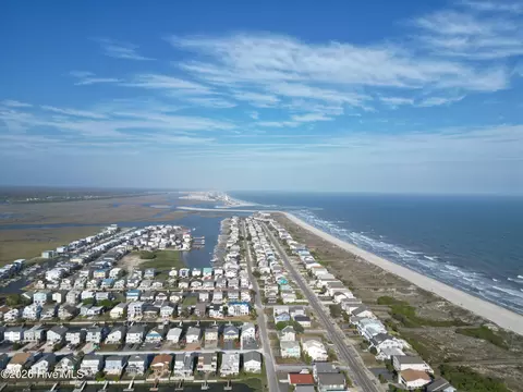 View/Area - 105 E Main St, Sunset Beach, NC 28468 photo 4 of 8