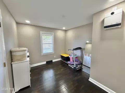 Bedroom - 4155 Lee St, Ayden, NC 28513 photo 1 of 3
